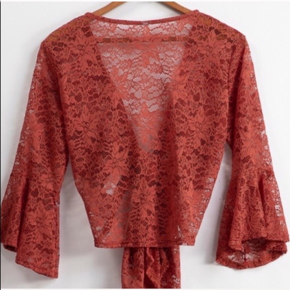 Racheal’s Rust and Lace Top - Picture 2 of 3